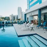 Golden Tulip Porto Vitoria