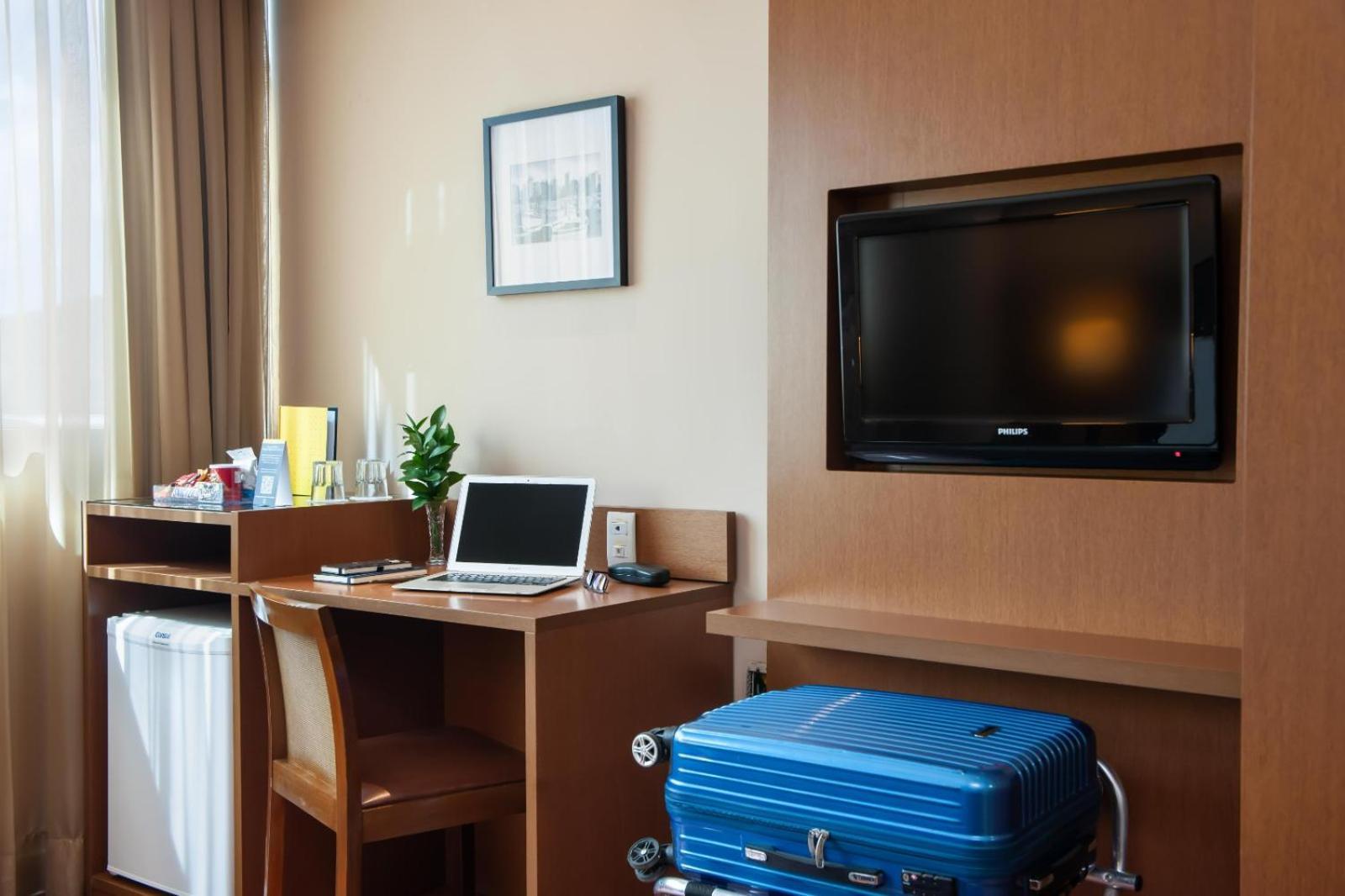Golden Tulip Porto Vitoria
